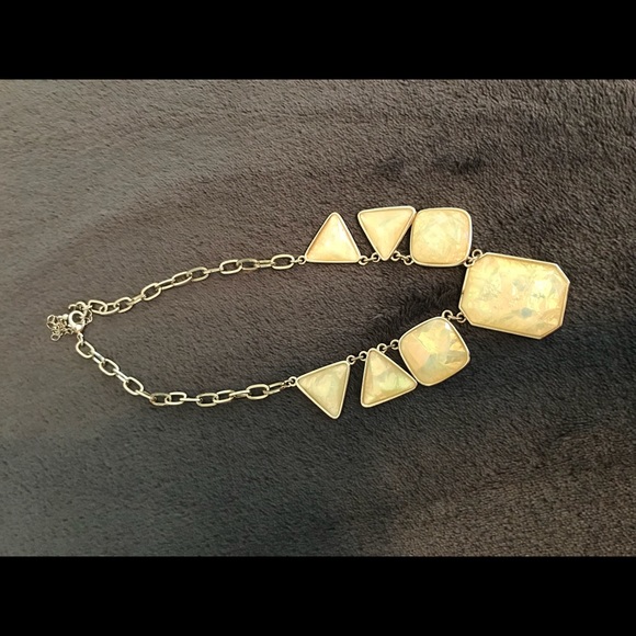 Statement necklace - Picture 1 of 3